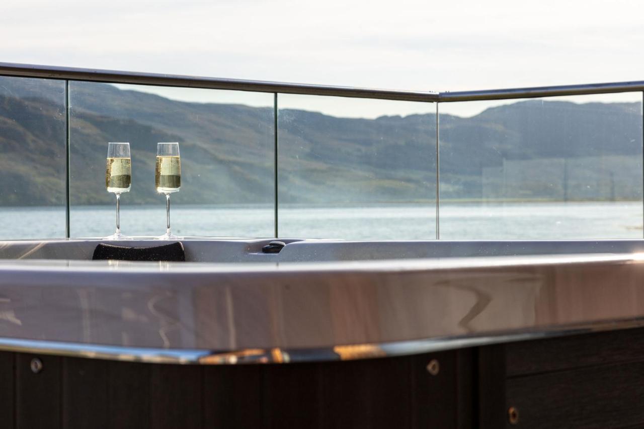 Birches Lodge With Hot Tub Dundonnell Экстерьер фото